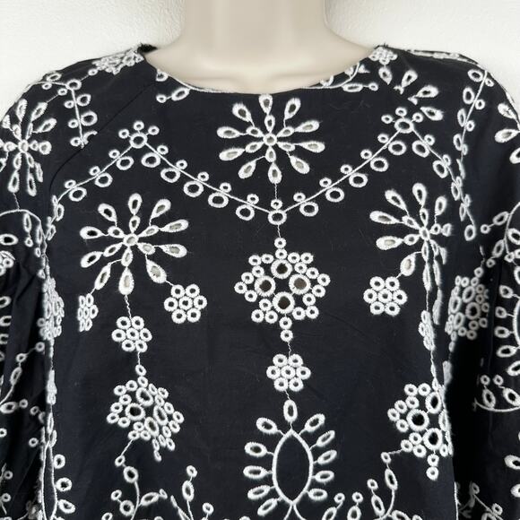 Zara Trafaluc Collection Blouse Top Embroidered Eyelet Floral Crop Black L Boho - Picture 2 of 16